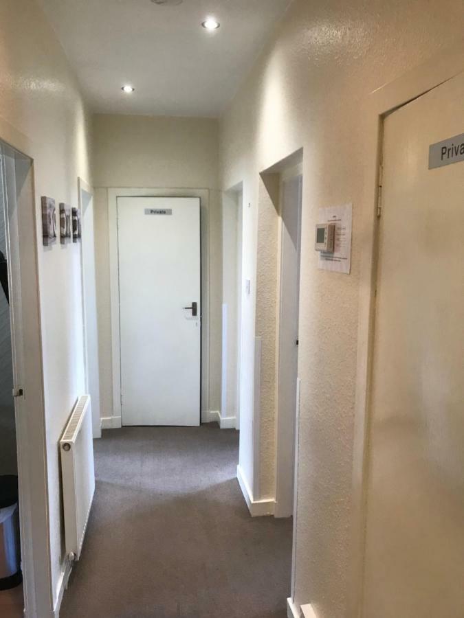 Crags View Apartment On The Royal Mile Edinburgh Bagian luar foto